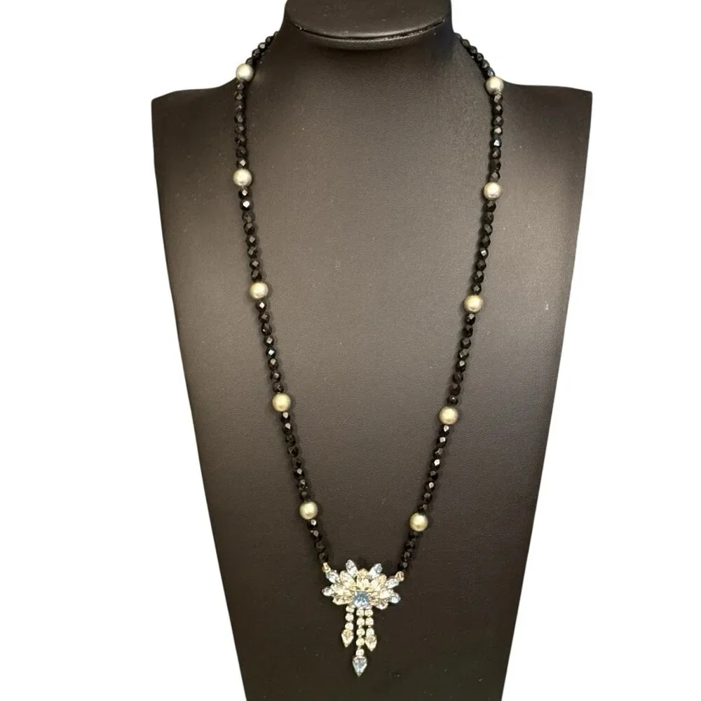 VTG Necklace Blue Black Clear Glass Faceted Bead‎ Pendant Prong Set Silver Tone